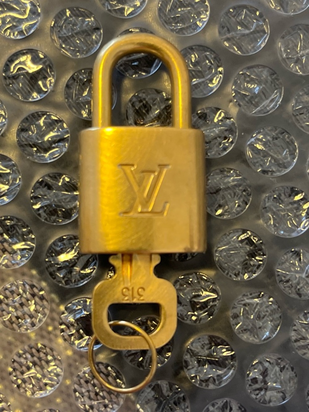 Louis Vuitton Gold Padlock Key (313) Holder with LV Engraving